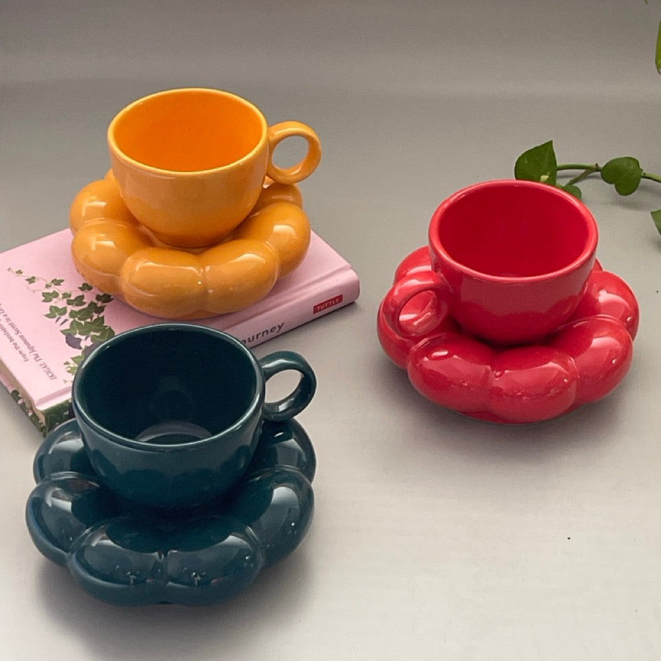 Ceramic coffee cup with cloud-shaped saucer, glossy finish, Pinterest-inspired