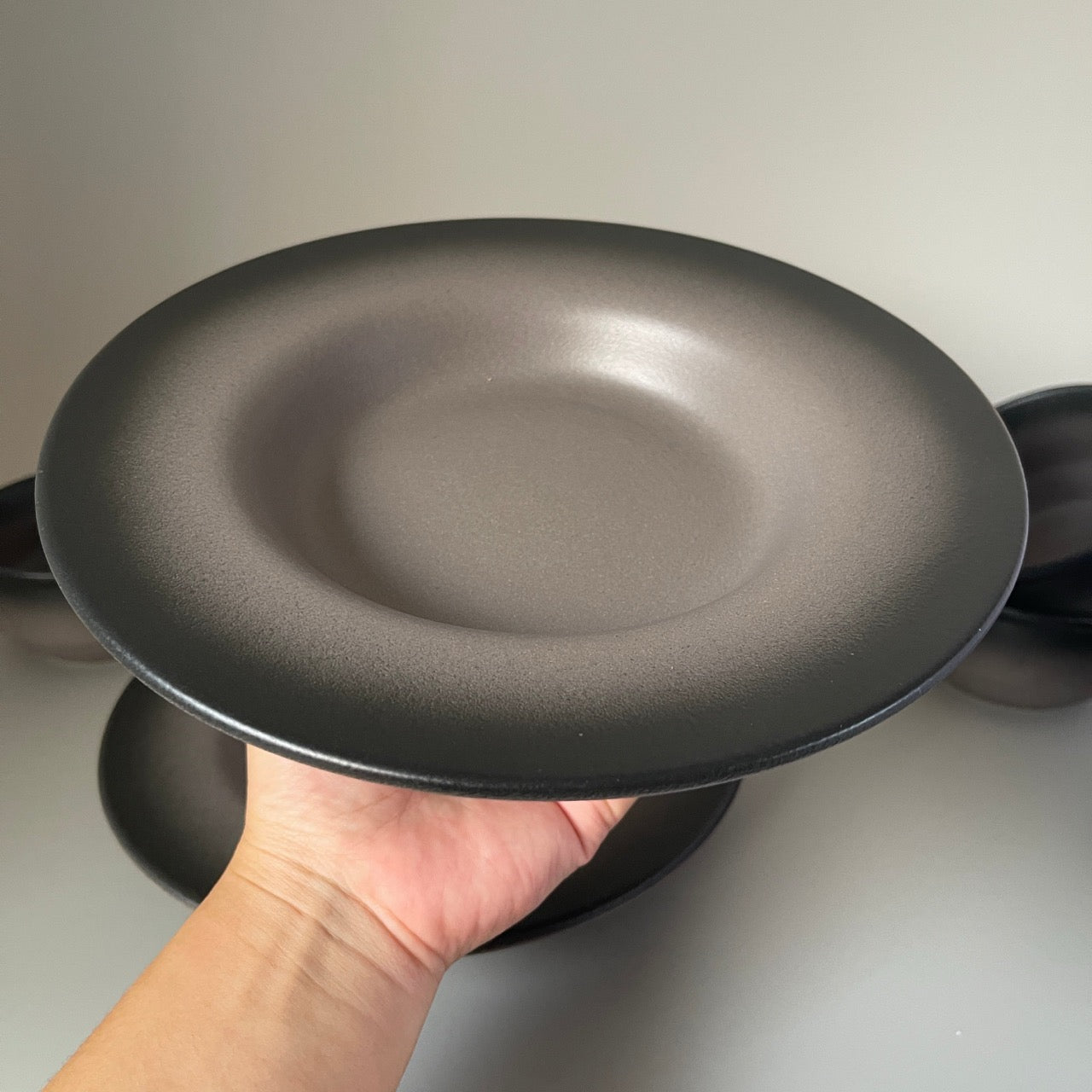 Set of 2 dual black toned ceramic appetiser plates – bold and modern plates for stylish table settings