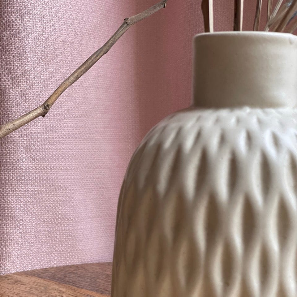 Ceramic kettle-shaped vase with diamond pattern – modern decorative vase for flowers or shelf styling