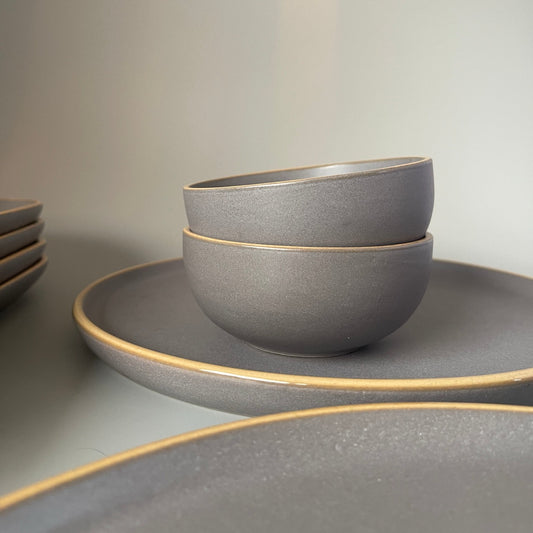 Set of 2 grey ceramic dinner plates and dal bowls with gold rims – elegant dinnerware for everyday and festive dining